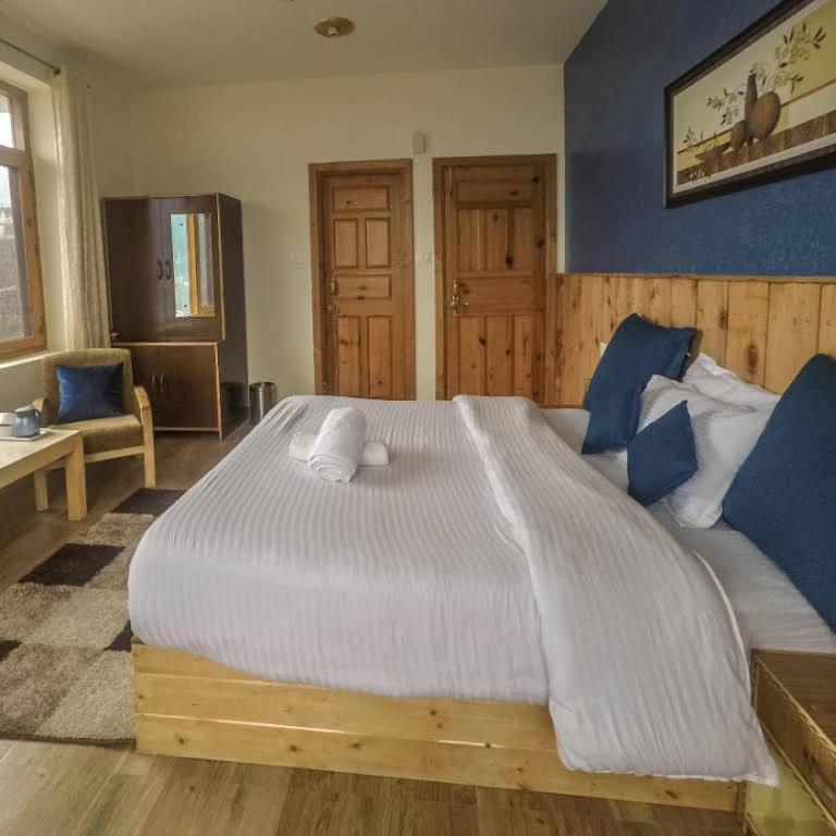 Himalayan Woods Cottage มะนาลี ภายนอก รูปภาพ