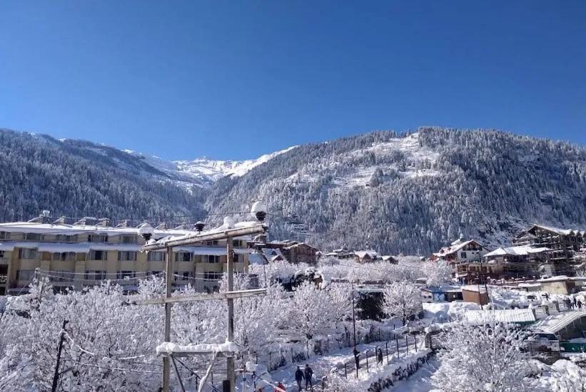 Himalayan Woods Cottage มะนาลี ภายนอก รูปภาพ